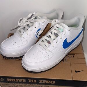 Nike Air Force 1 LV8 big kids 5.5